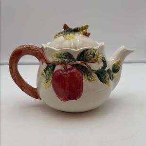 CBK LTD 1991 ceramic teapot